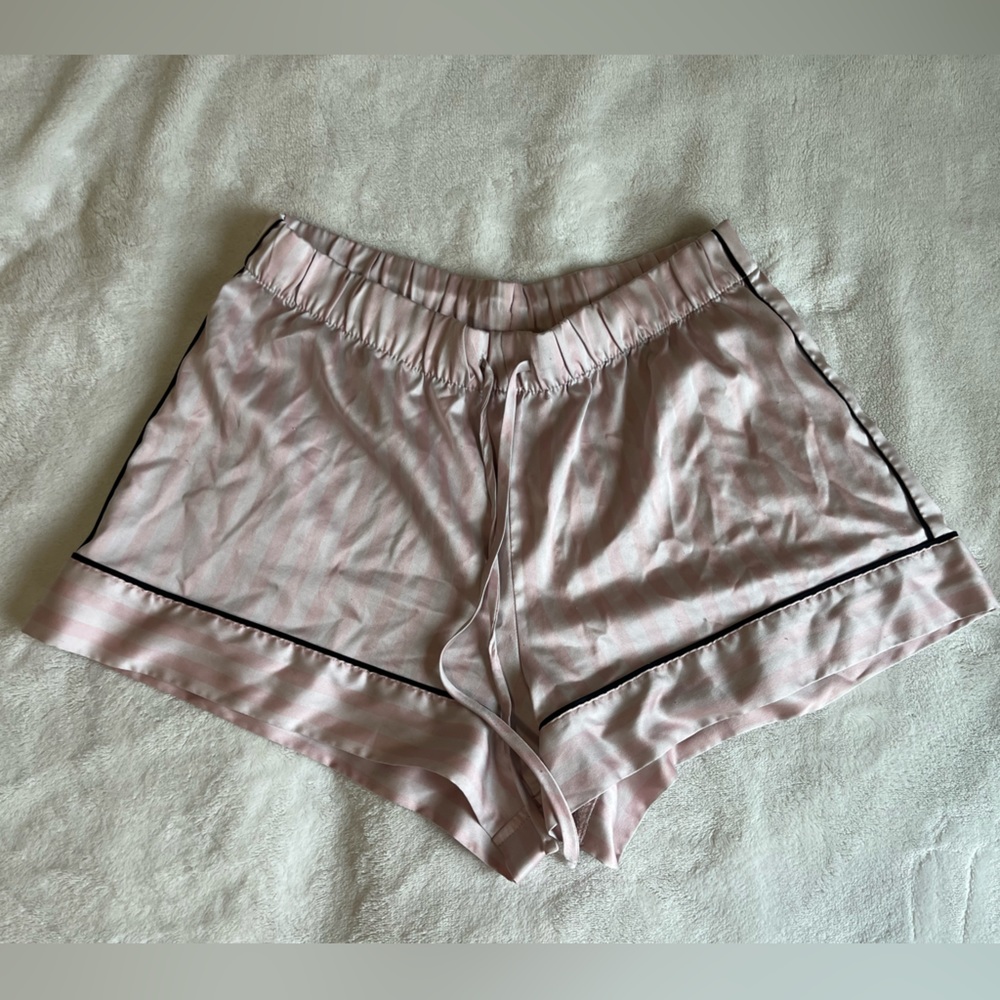 VS pink pajama shorts size S
